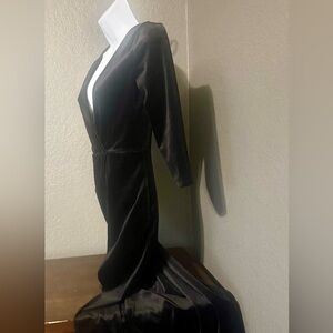 Elegant Black velvet Dress